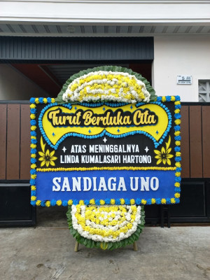 Papan Bunga Duka di Wenang Utara